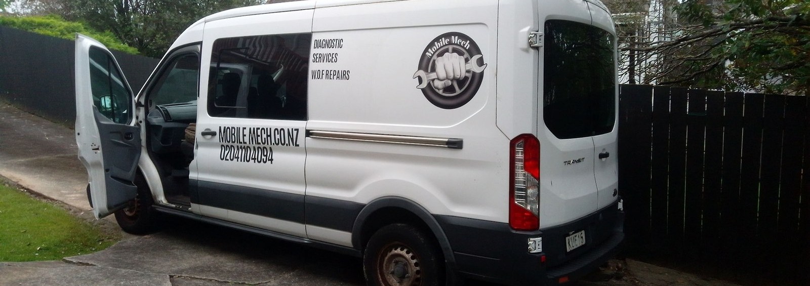 Mobile Mech service van side view