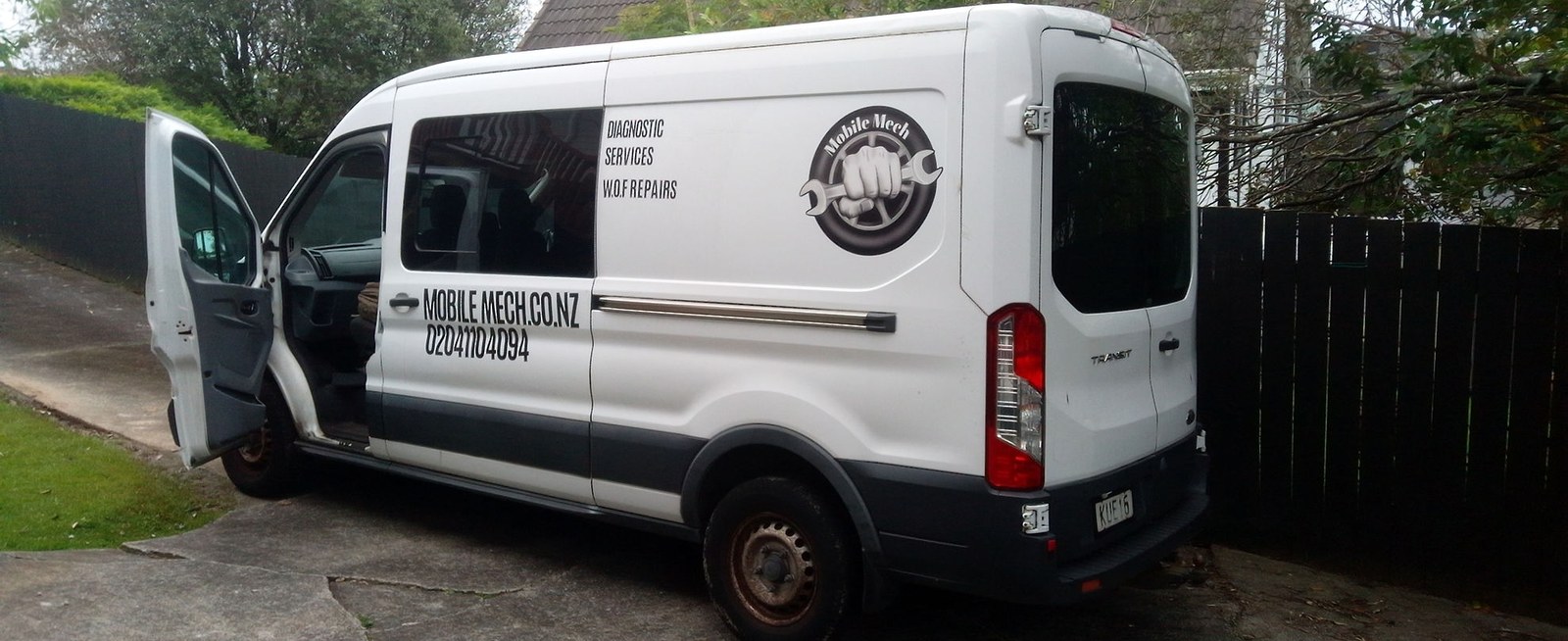 Mobile Mech service van side view
